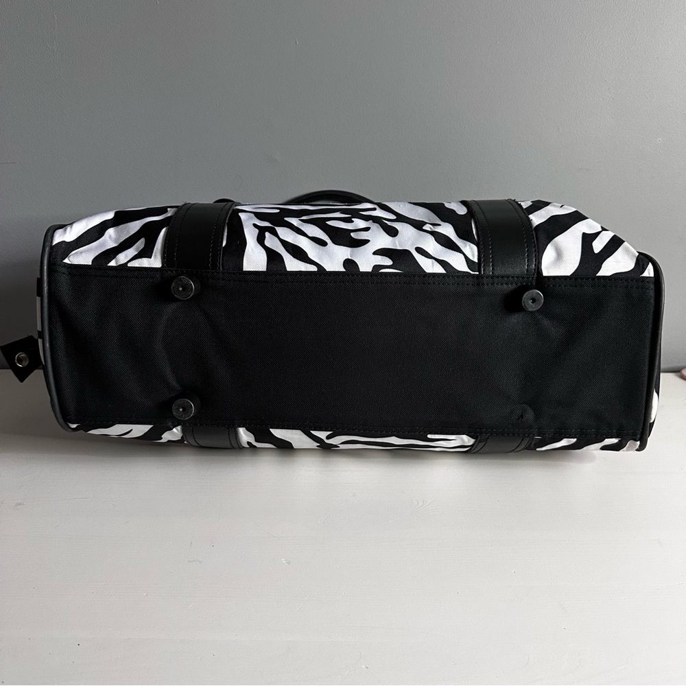 TRACKER Zebra Print Carry On / Overnight Bag - black & white GUC - Picture 7 of 13
